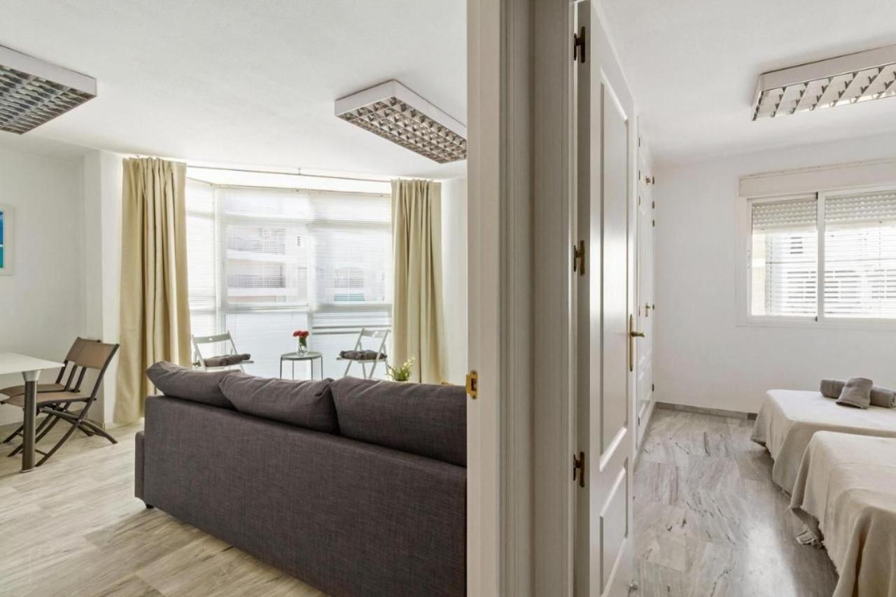 Apartamento Luminoso Cuarteles By Greensol Homes マラガ エクステリア 写真
