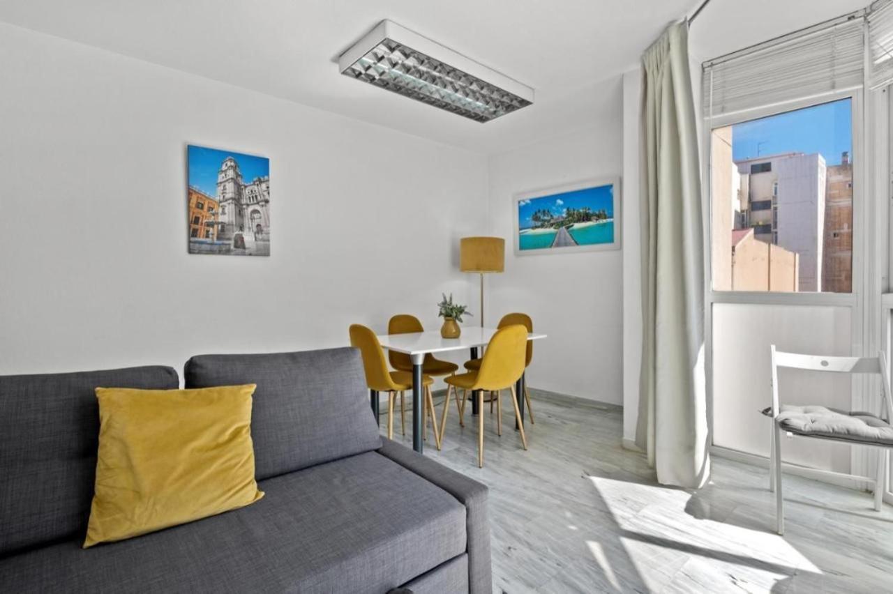 Apartamento Luminoso Cuarteles By Greensol Homes マラガ エクステリア 写真
