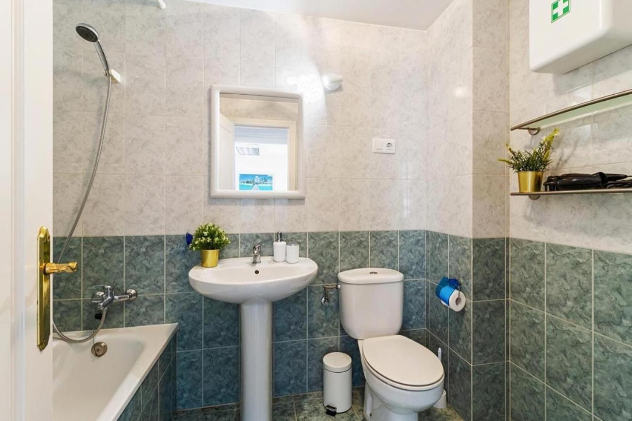 Apartamento Luminoso Cuarteles By Greensol Homes マラガ エクステリア 写真